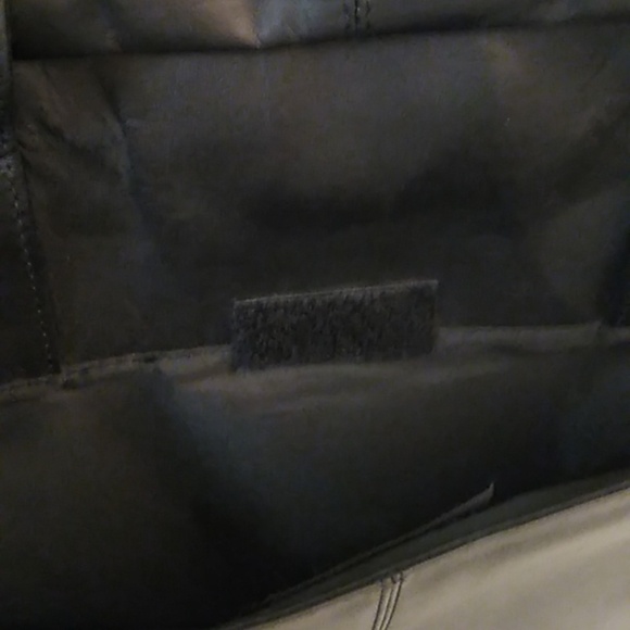 GENUINE LEATHER LAPTOP, BRIEFCASE, TRAVEL, MESSENGER BAG - Picture 7 of 15